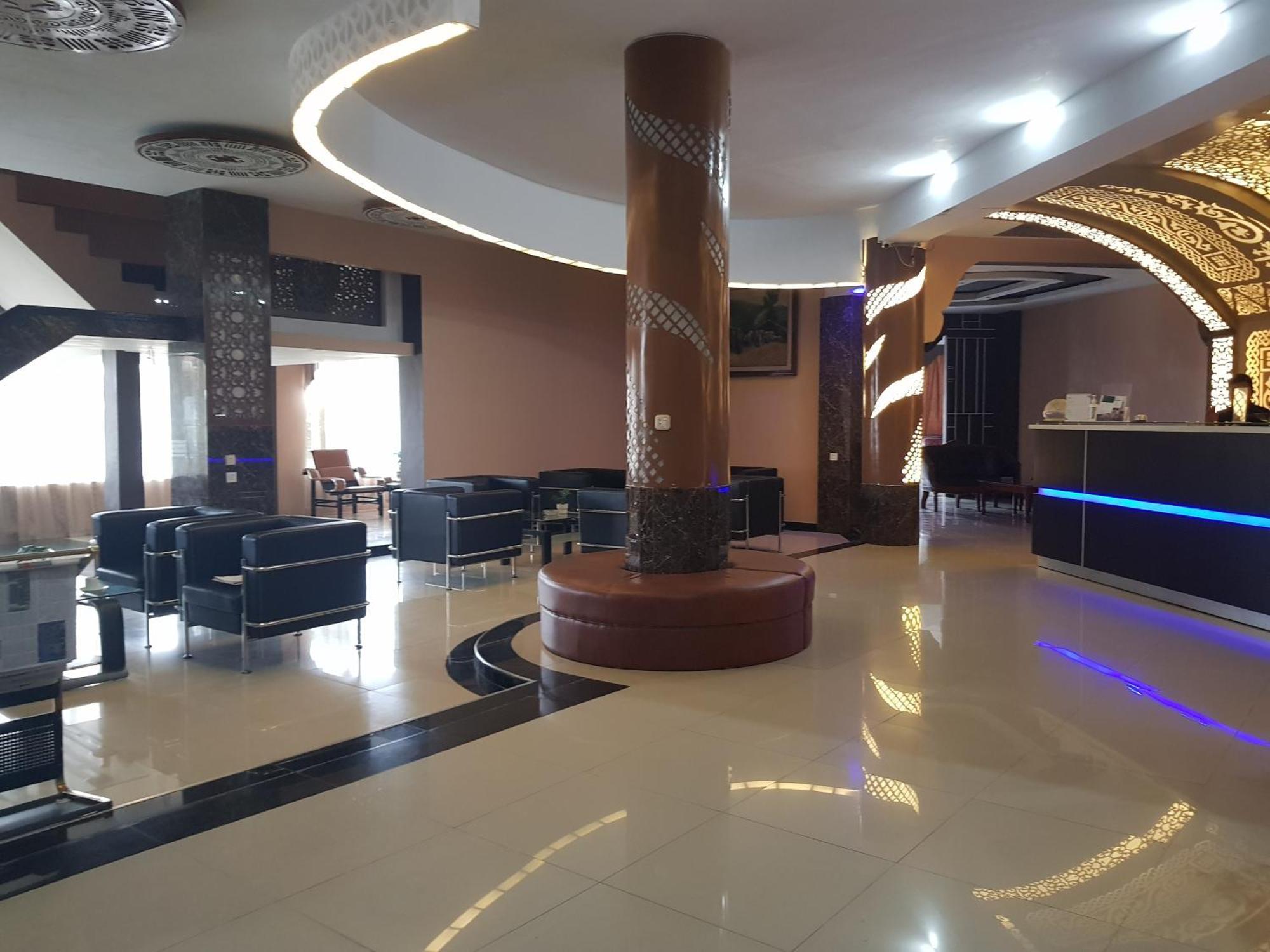 Capital O 93263 Linge Land Hotel Takengon Экстерьер фото